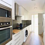 Serenity 18 House By Ici فيلة *